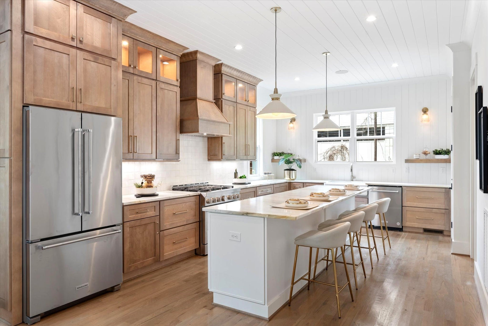 Why Plywood Cabinets Are a Smart Choice for Contractors